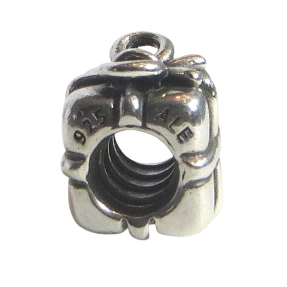 Pandora Christmas Wrapped Present Sterling Silver .925 Charm 790300 - Picture 4 of 6